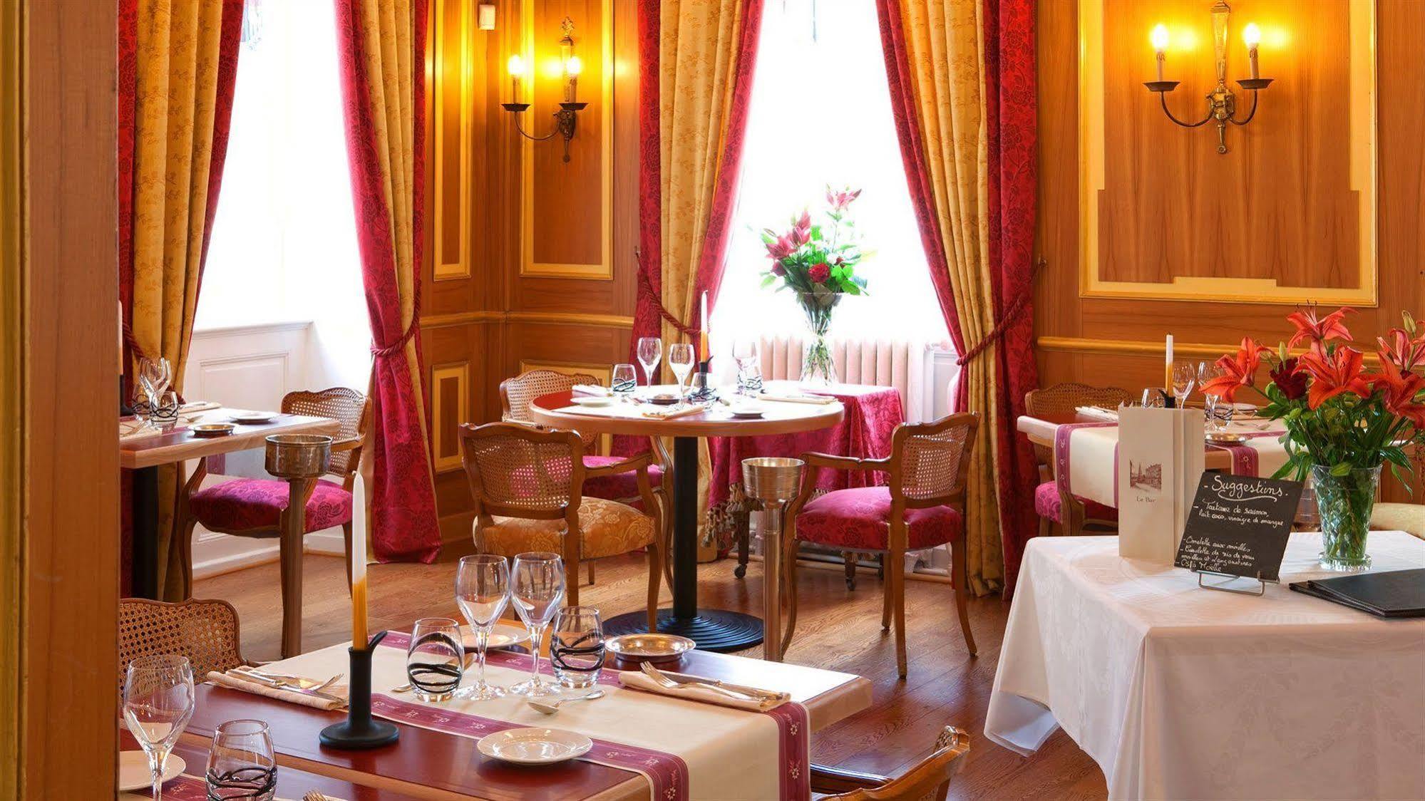 Mercure Moulins Centre Hotel De Paris Екстер'єр фото