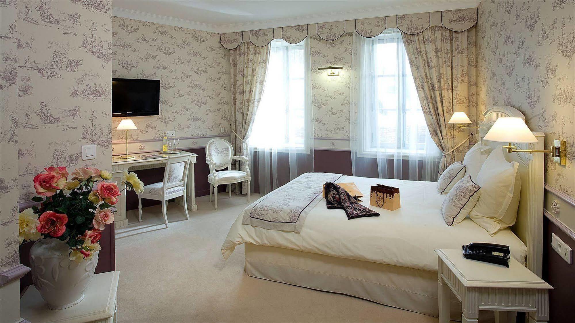 Mercure Moulins Centre Hotel De Paris Екстер'єр фото